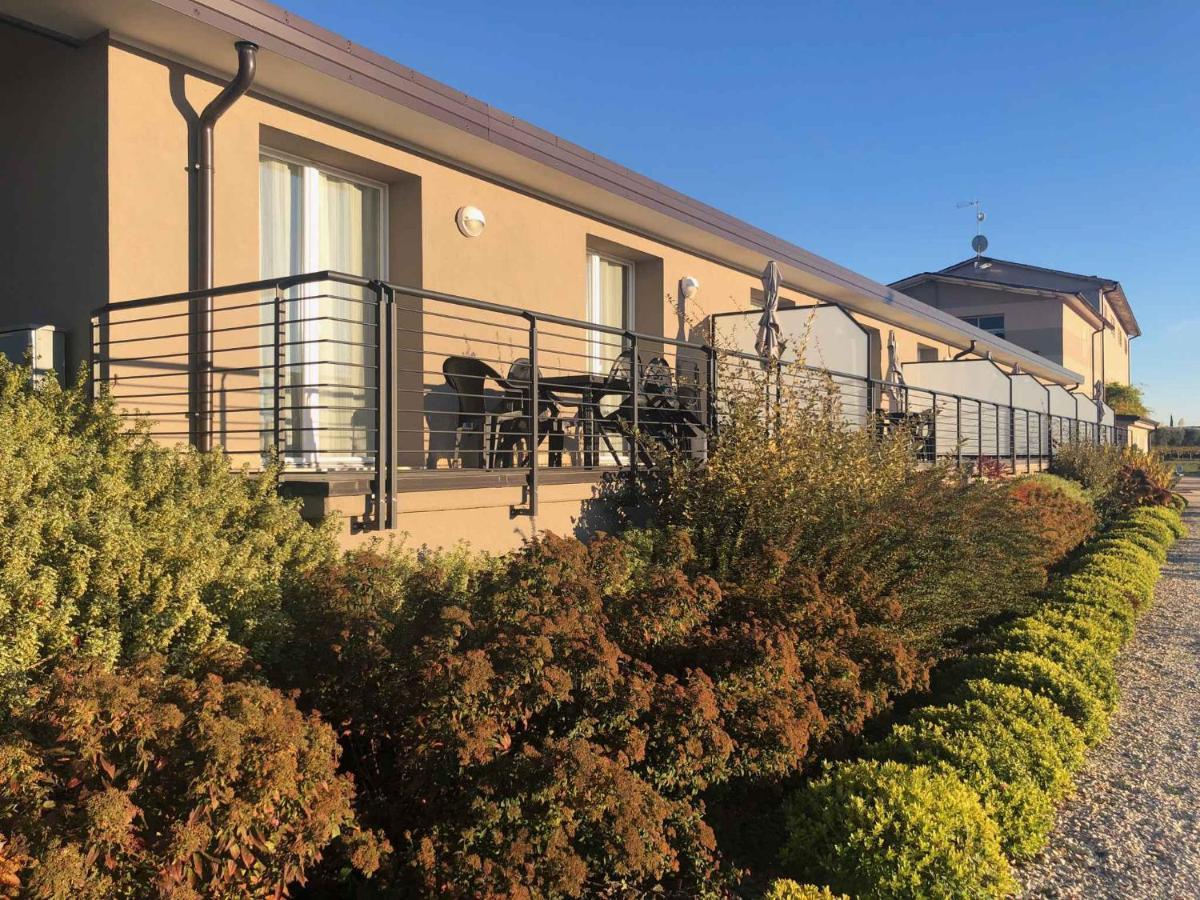 Agricamping Al Grappolo Divino Lazise Exterior photo